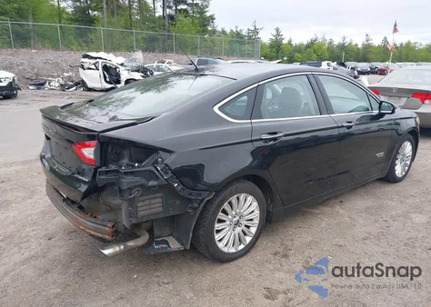 2013 Ford Fusion Energi Titanium из США, поврежденный, VIN 3FA6P0SU4DR284766